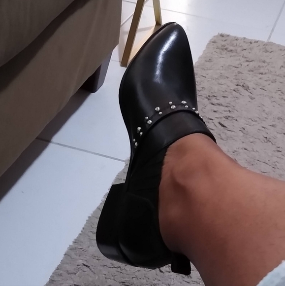 BCBGeneration Shoes - Picture 5 of 15